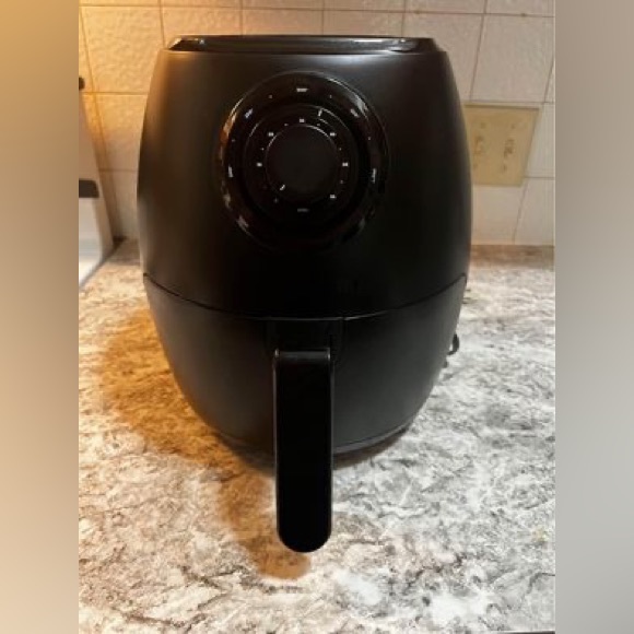 Chefman TurboFry 3.6qt Air Fryer - Picture 1 of 3
